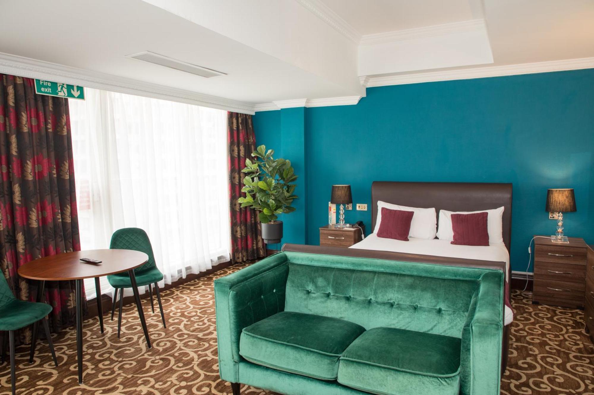 โรงแรมบริทาเนีย อินเตอร์เนชั่นแนล คานารี วาร์ฟ ลอนดอน ภายนอก รูปภาพ A room at the hotel