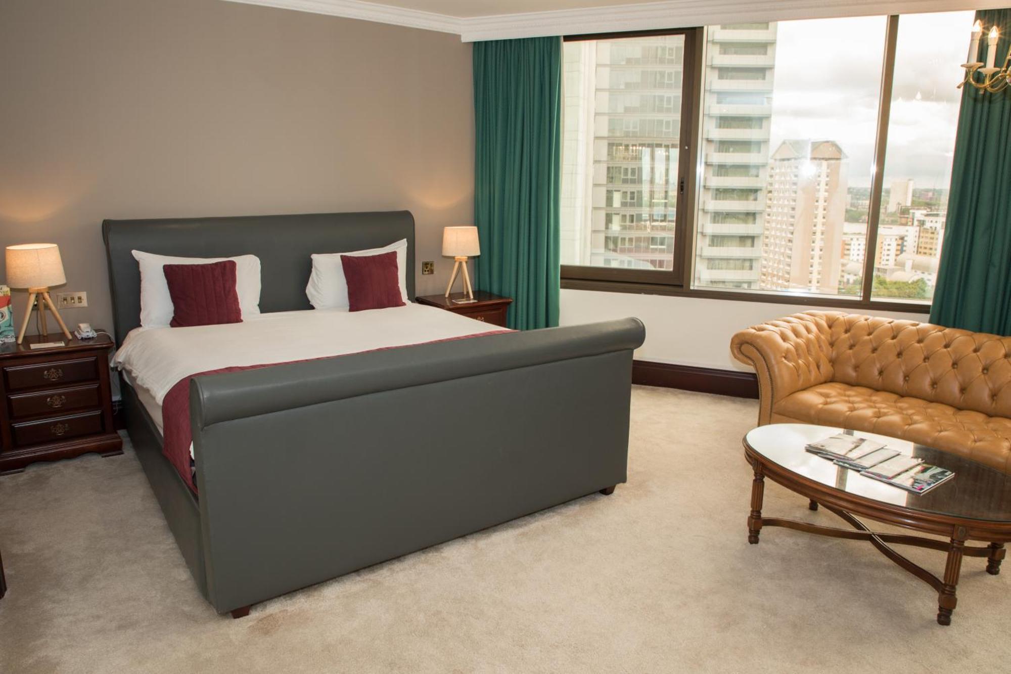 โรงแรมบริทาเนีย อินเตอร์เนชั่นแนล คานารี วาร์ฟ ลอนดอน ภายนอก รูปภาพ A room at the hotel